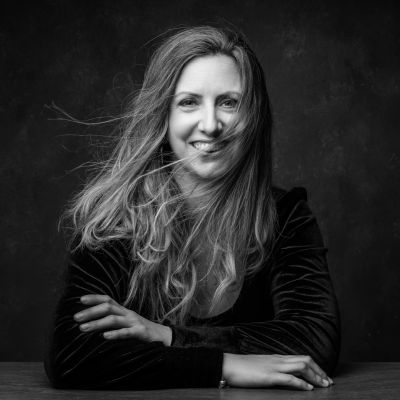 Hélène DOUAY